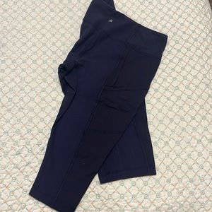Lululemon knee length legging